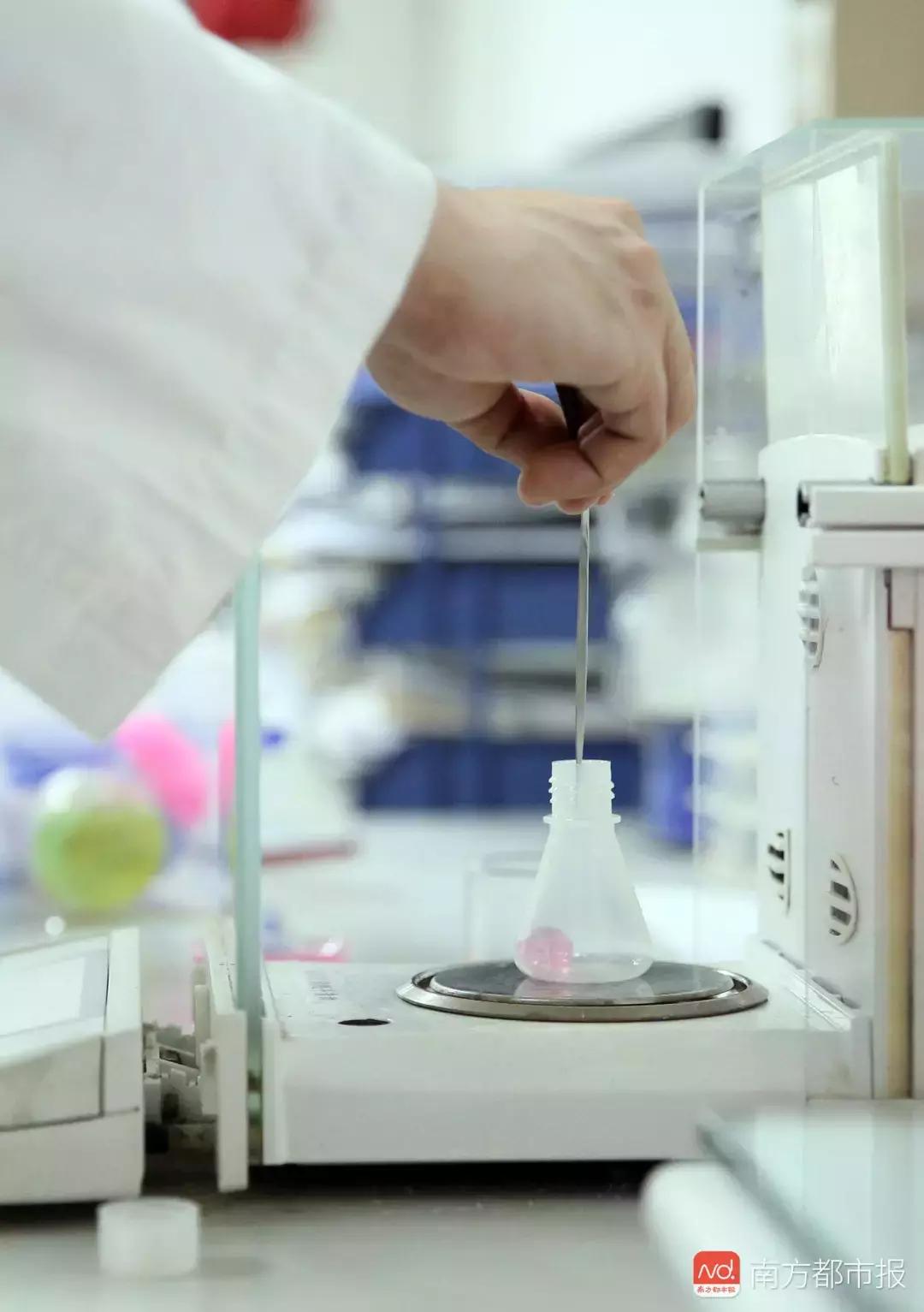 史莱姆彩泥的危害,史莱姆水晶里有毒吗