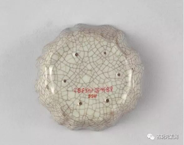 故宫宋代哥窑,故宫博物院宋代哥窑弦纹瓶