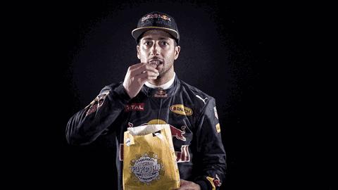 辣妹标价3万叫爸爸，海外火爆的“援交”APP竟冲上排行榜第一！