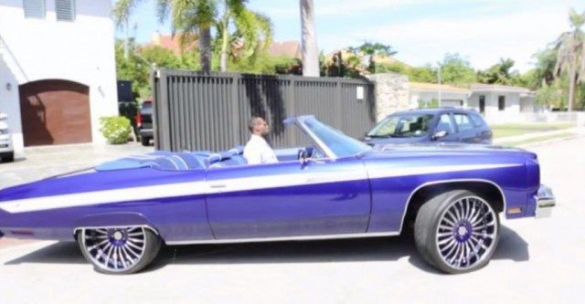 詹姆斯的天价合同,詹姆斯最近比赛开什么车