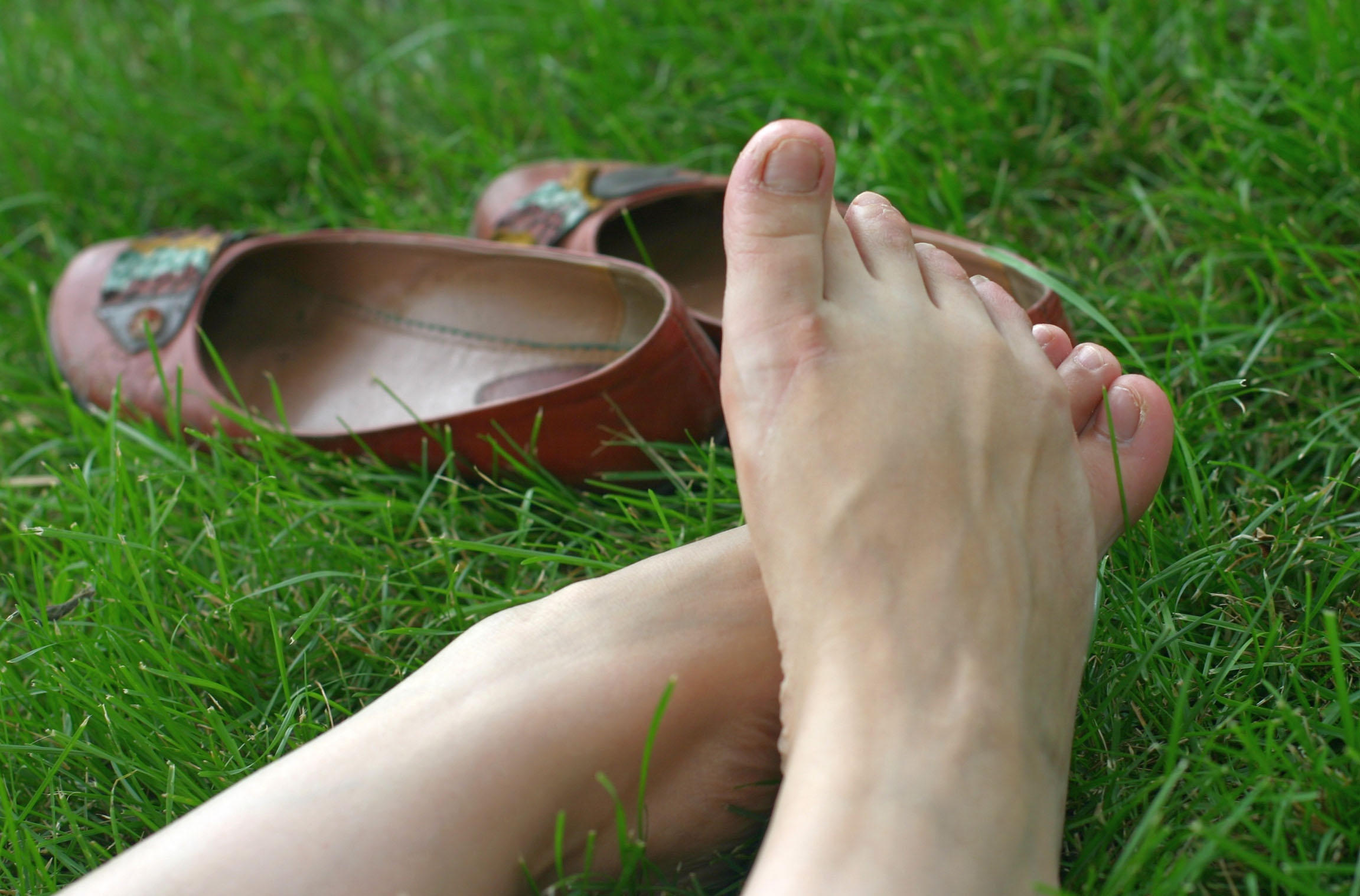 脚气真菌感染怎么越治越厉害,脚气3年了痒的难受怎么治疗