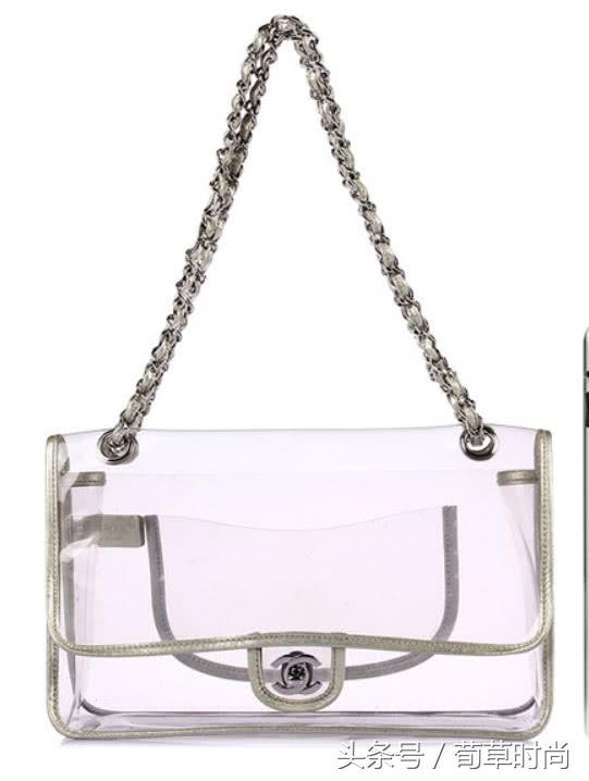 北方大妈洗澡堂专用包？PVC包包今年很“热”