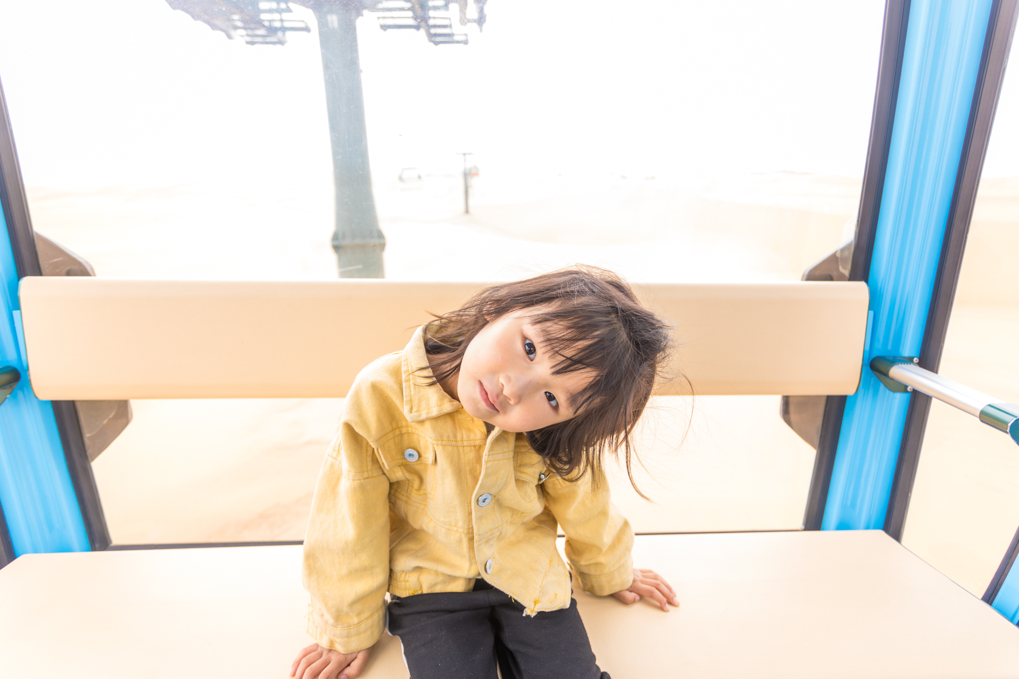 沙漠里外星人飞船,沙漠外星飞船