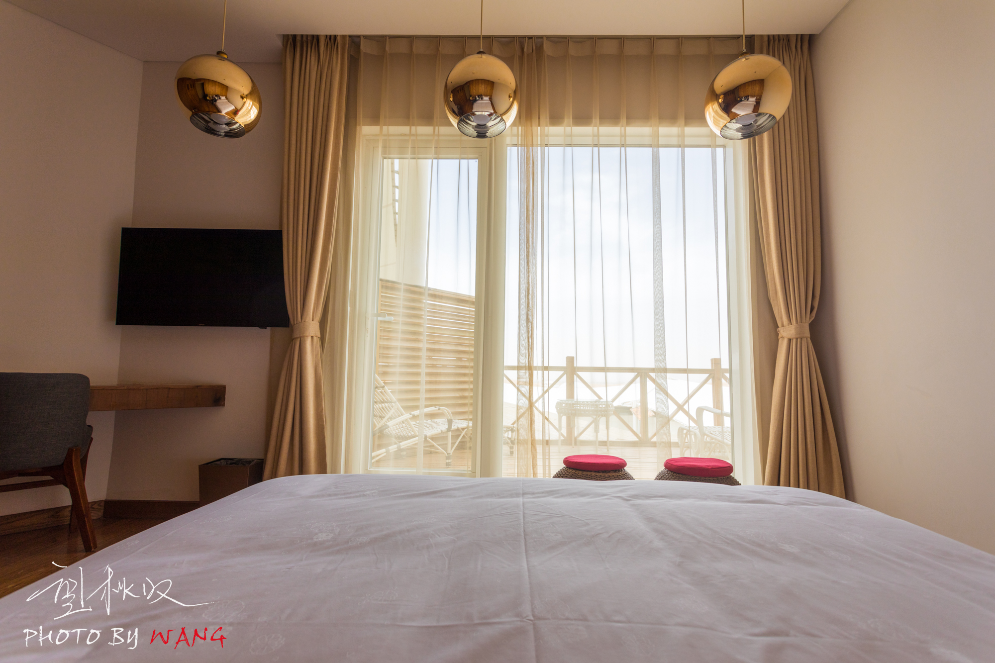 沙漠里外星人飞船,沙漠外星飞船