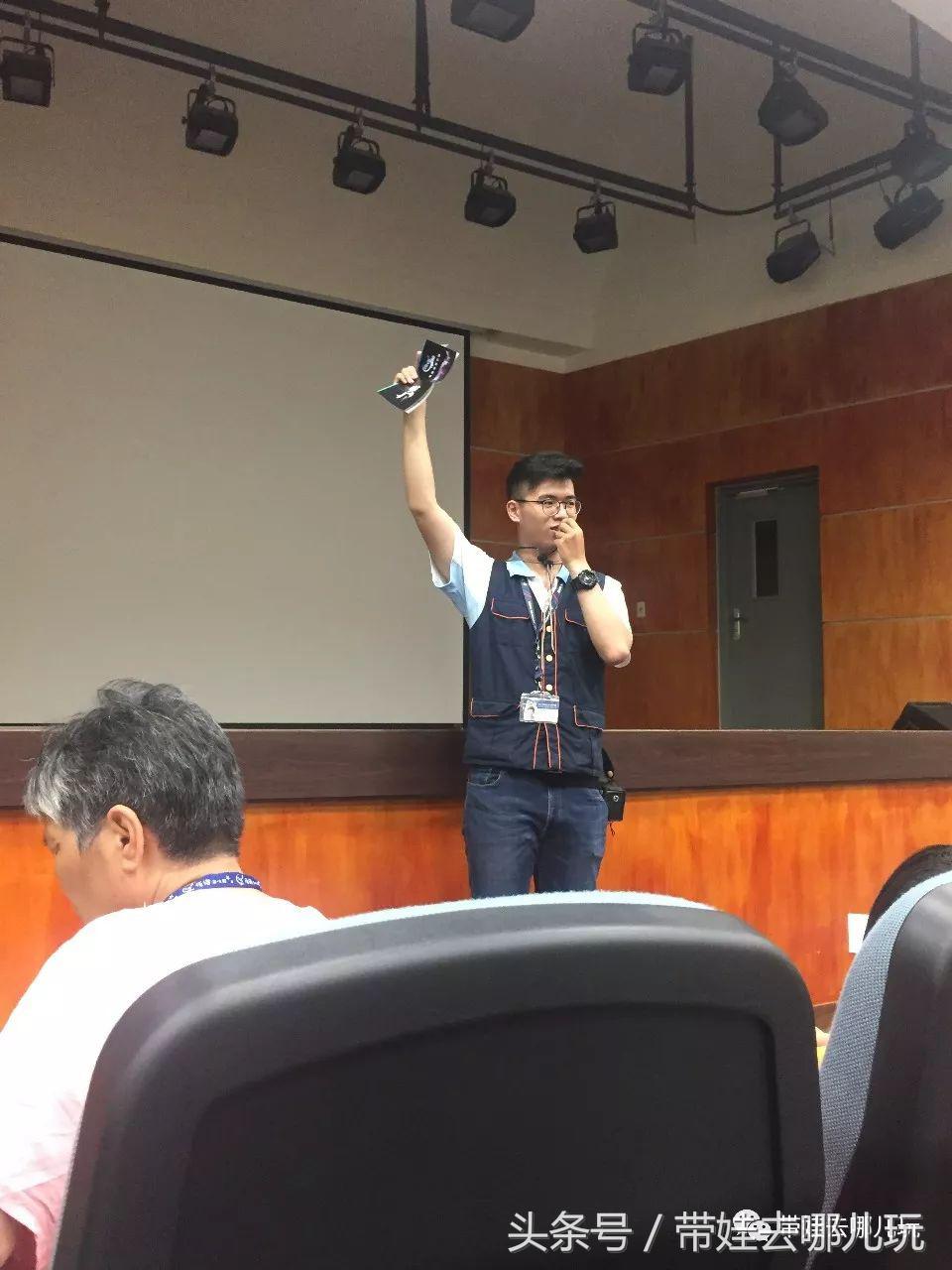 垦丁海洋生物馆夜宿,垦丁夜宿海洋馆攻略