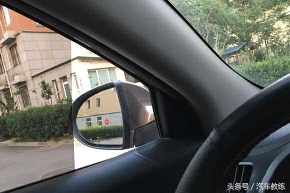 汽车贴膜到底贴深色膜好还是浅色膜好？这几点告诉你答案