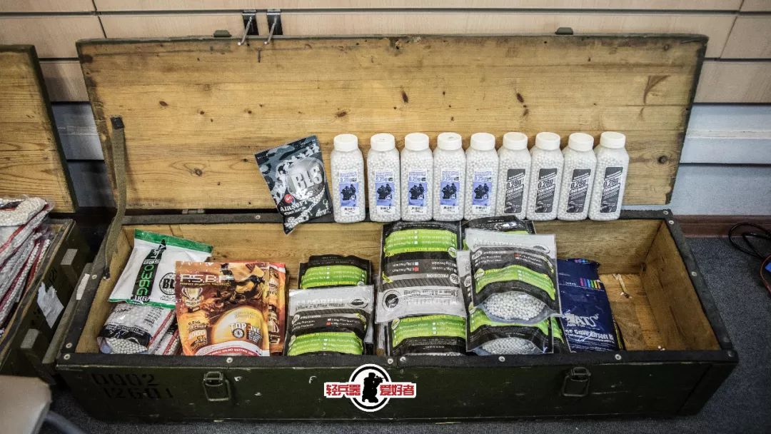 男人天堂,一起逛逛俄罗斯的“*器武**”商店