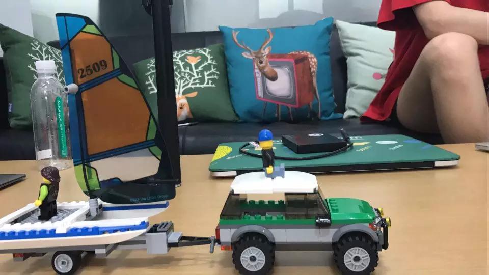 儿童节快乐儿童玩具,儿童节分享玩具