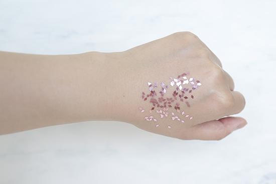 sofina鑻忚彶濞滃皬钃濊姳,鑻忚彶濞滃皬钃濊姳闃叉檼榛戝悧