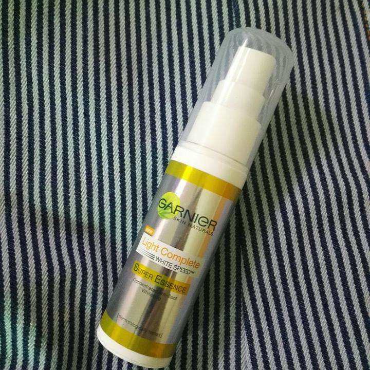 美白淡斑平价精华测评,干皮美白精华推荐平价学生