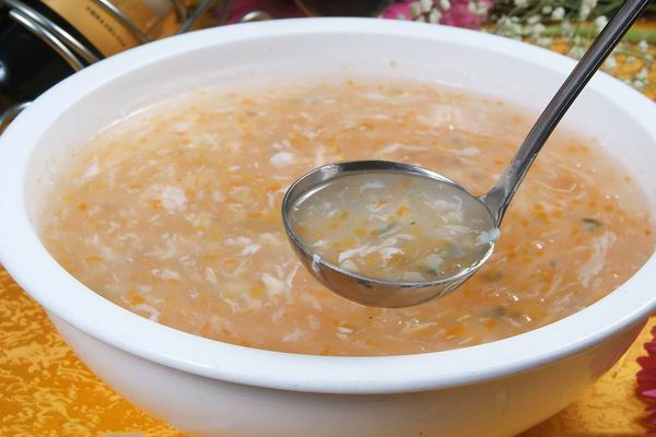 一般炒菜勾芡是怎么弄的,烹饪基础之勾芡的方法