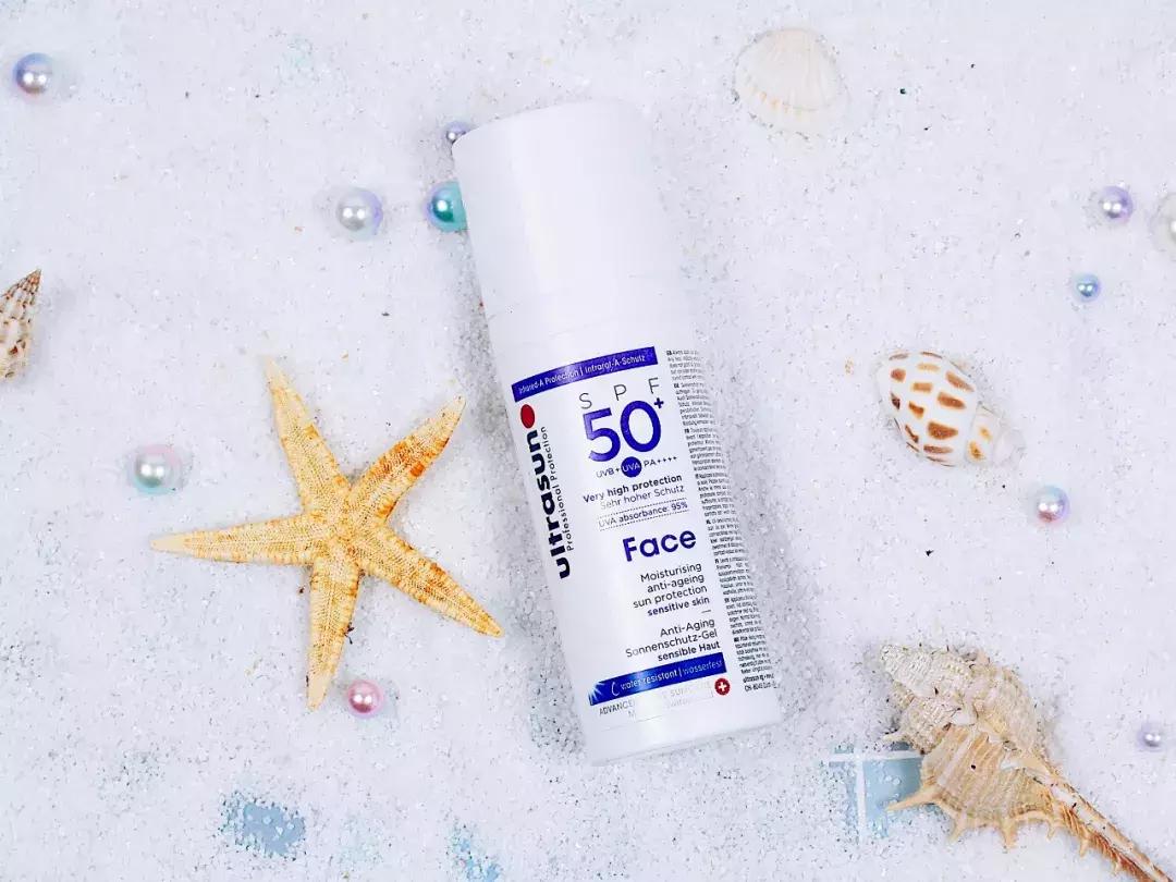 推荐一款清爽不油腻的防晒霜,又薄又好用的防晒霜