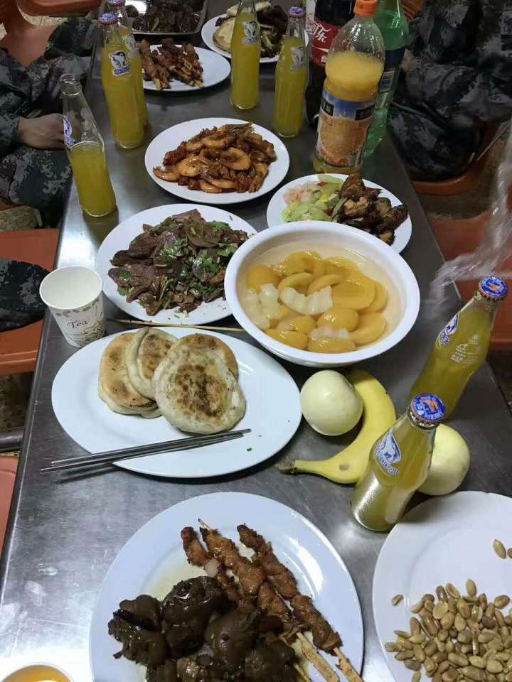 大锅菜不够吃,大锅菜没味道