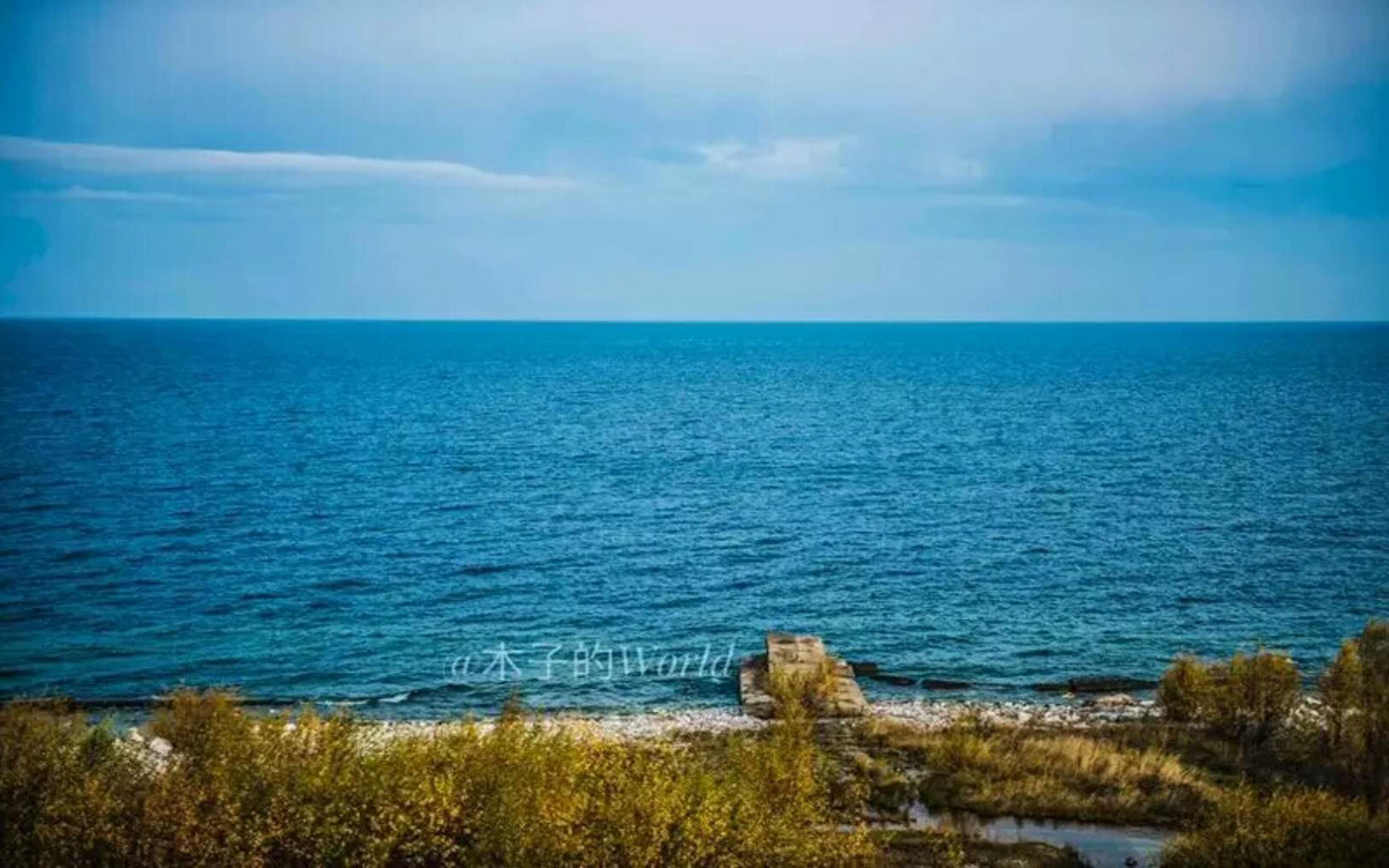 她在127小时的K3火车上拍婚纱照，看了三个国家的风景