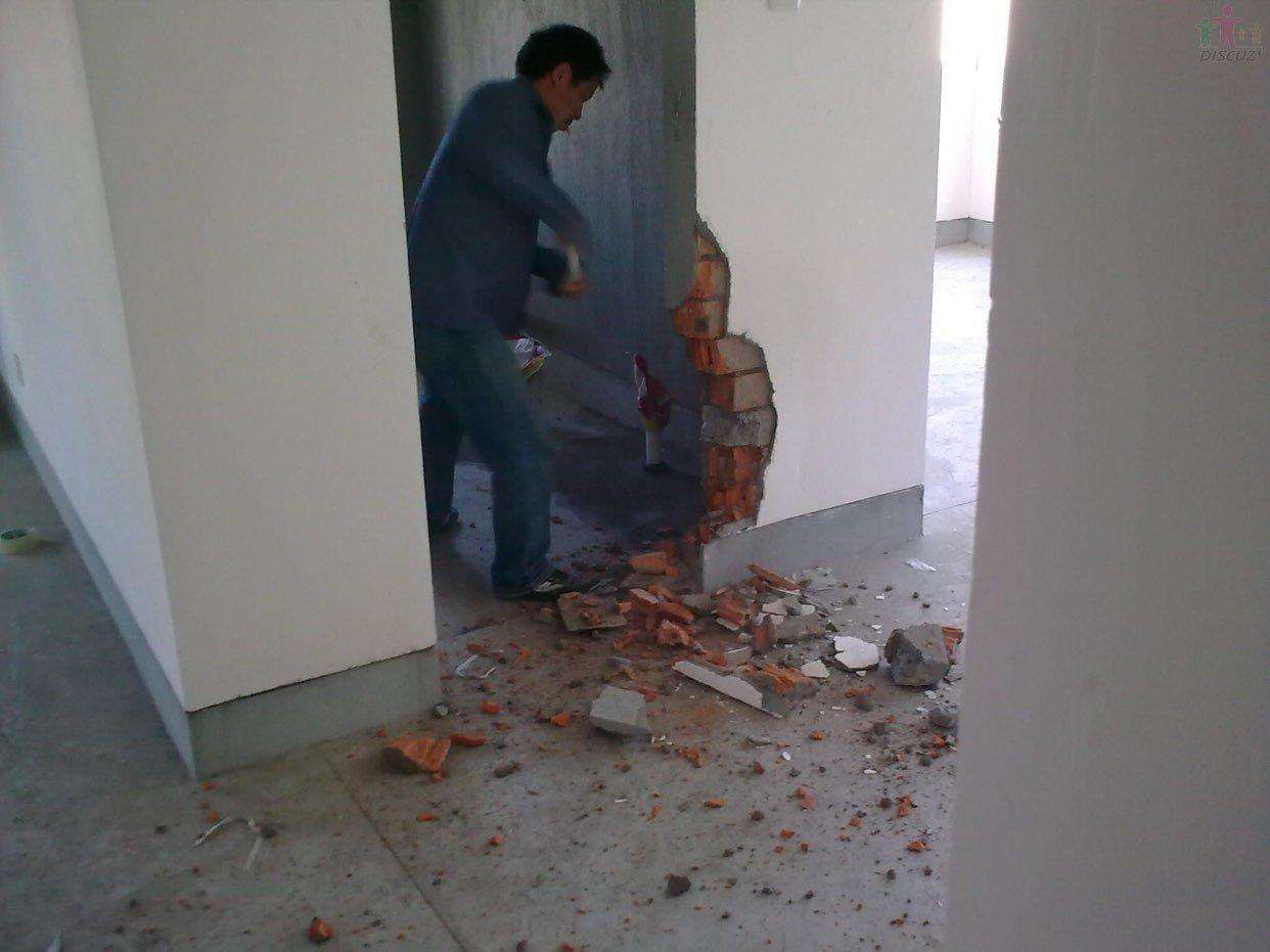 餐厅对着卫生间的处理方法图,餐厅对着卫生间怎么改造