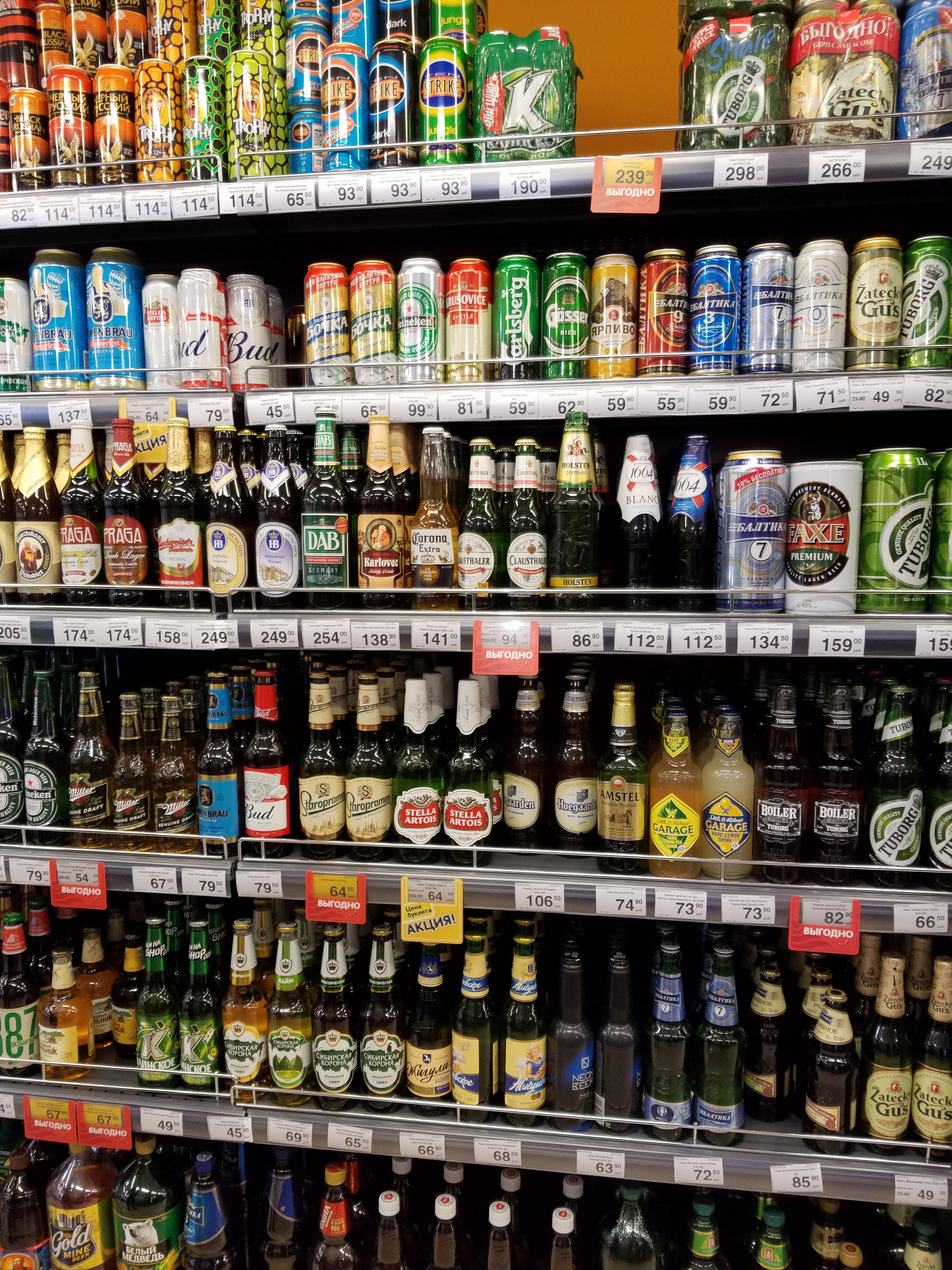 她在127小时的K3火车上拍婚纱照，看了三个国家的风景