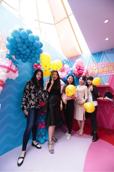 “魔幻气球屋”空降观音桥，朋友圈被粉色少女心一记暴击