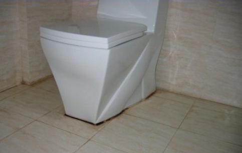 水槽玻璃胶发黑发霉怎么办,水池边玻璃胶里发霉发黑怎么清除