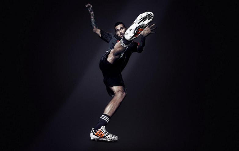 易烊千玺杨幂图片,易烊千玺杨幂时尚杂志