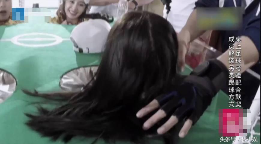 奔跑吧第七季angelababy玩滚圆筒,奔跑吧angelababy顶着强风吃面