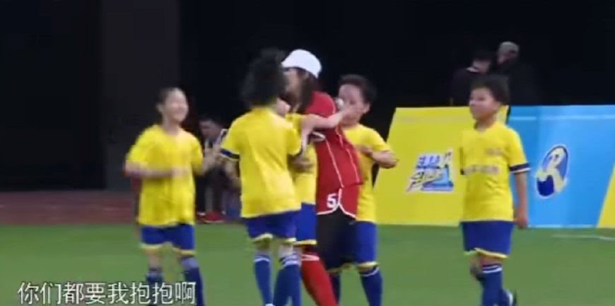 杨幂上跑男的个人照,杨幂参加过几次跑男