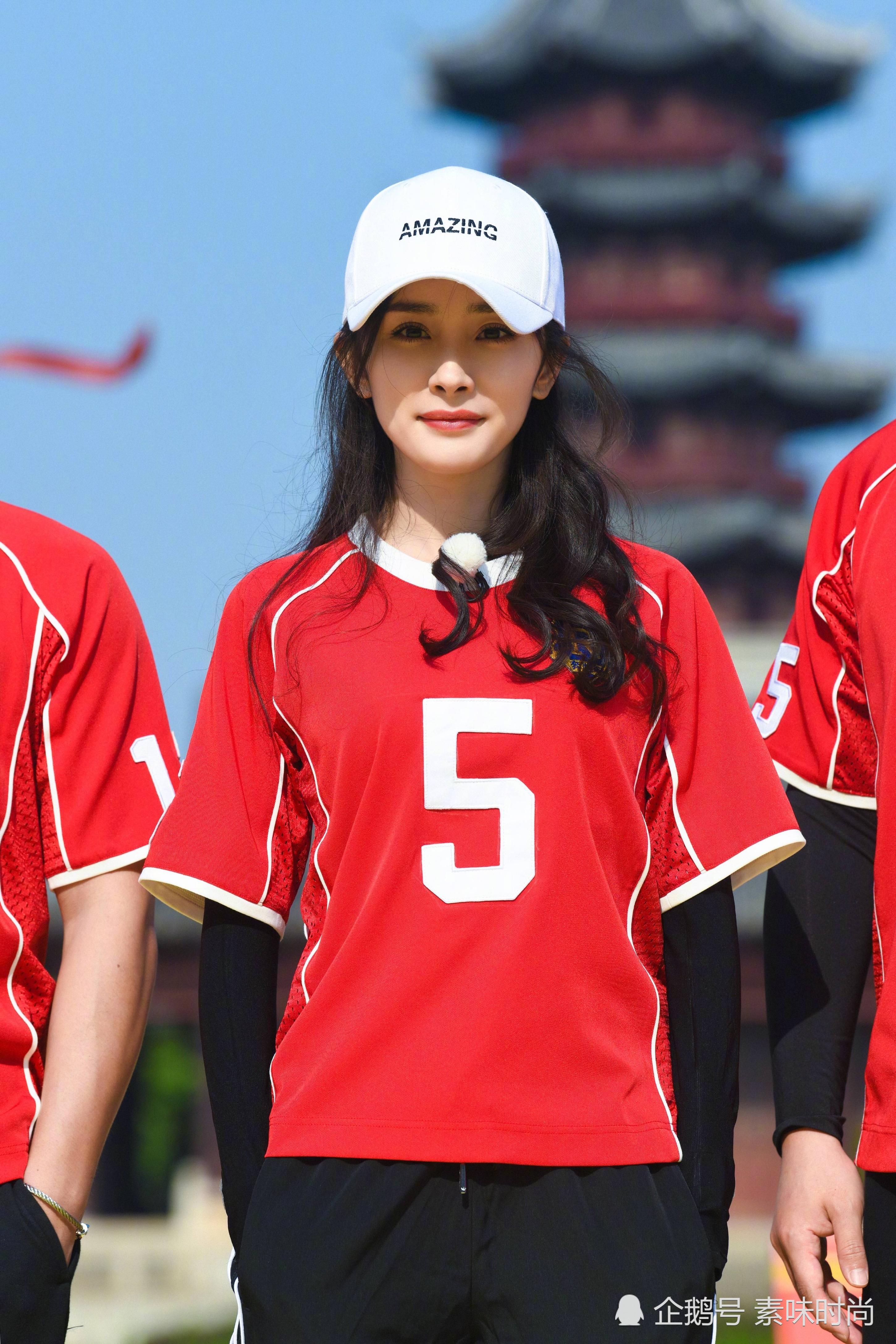 杨幂上跑男的个人照,杨幂参加过几次跑男