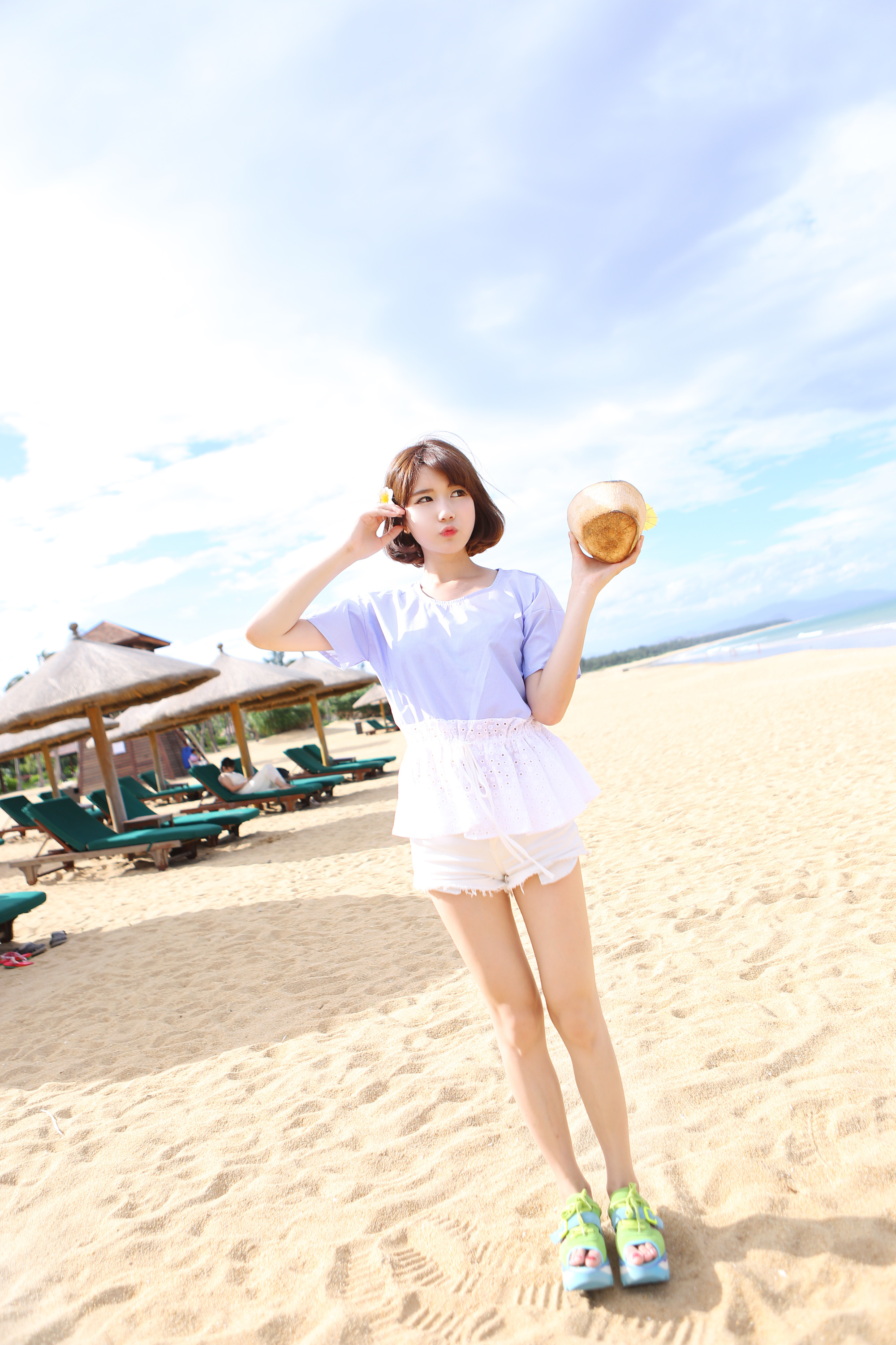 防晒在家里需要天天涂吗,你晒黑了以后擦防晒霜还能白吗