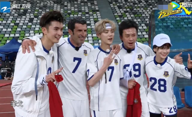 奔跑吧郑恺鹿晗邓超讲英文完整版,鹿晗关晓彤baby郑恺