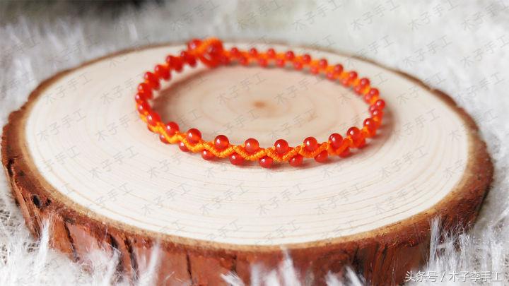 红绳手链黄金款式编法女士,珍珠红绳手链怎么编简单又好看
