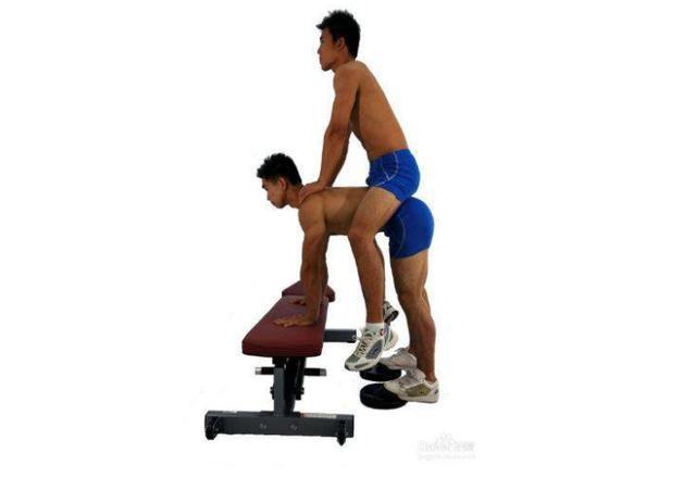 怎么练大小腿肌肉和爆发力,如何居家锻炼小腿力量与爆发力