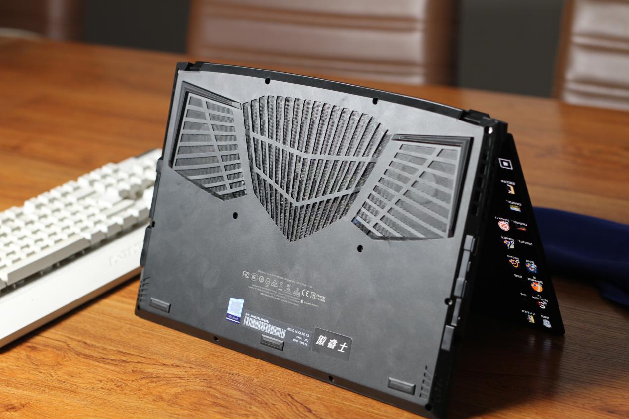 技嘉newaero15配置图,技嘉aorus15p-yd笔记本测评