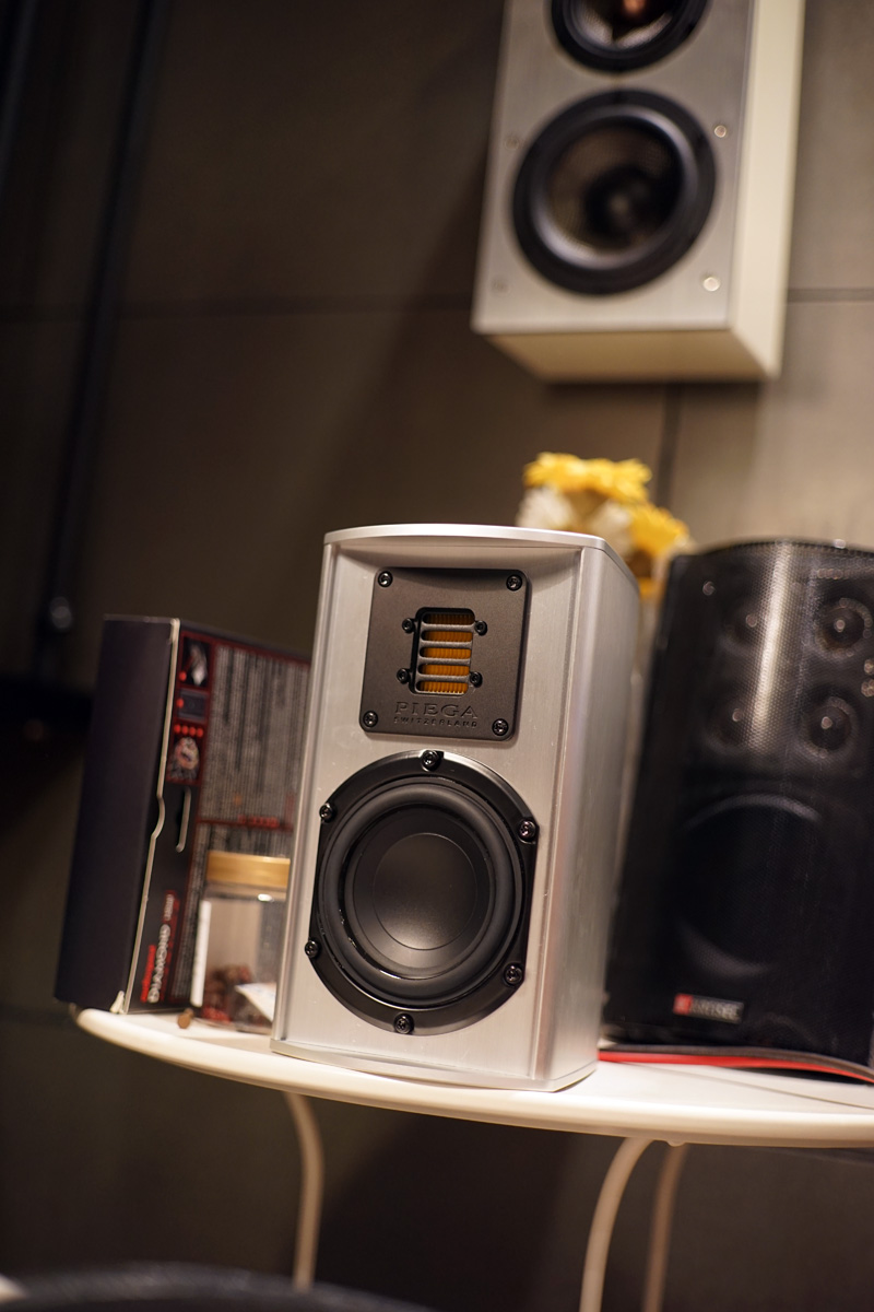 BOSE和Bamp;O家庭影院都还差了点？瑞士Piega AMT60试用了解一下