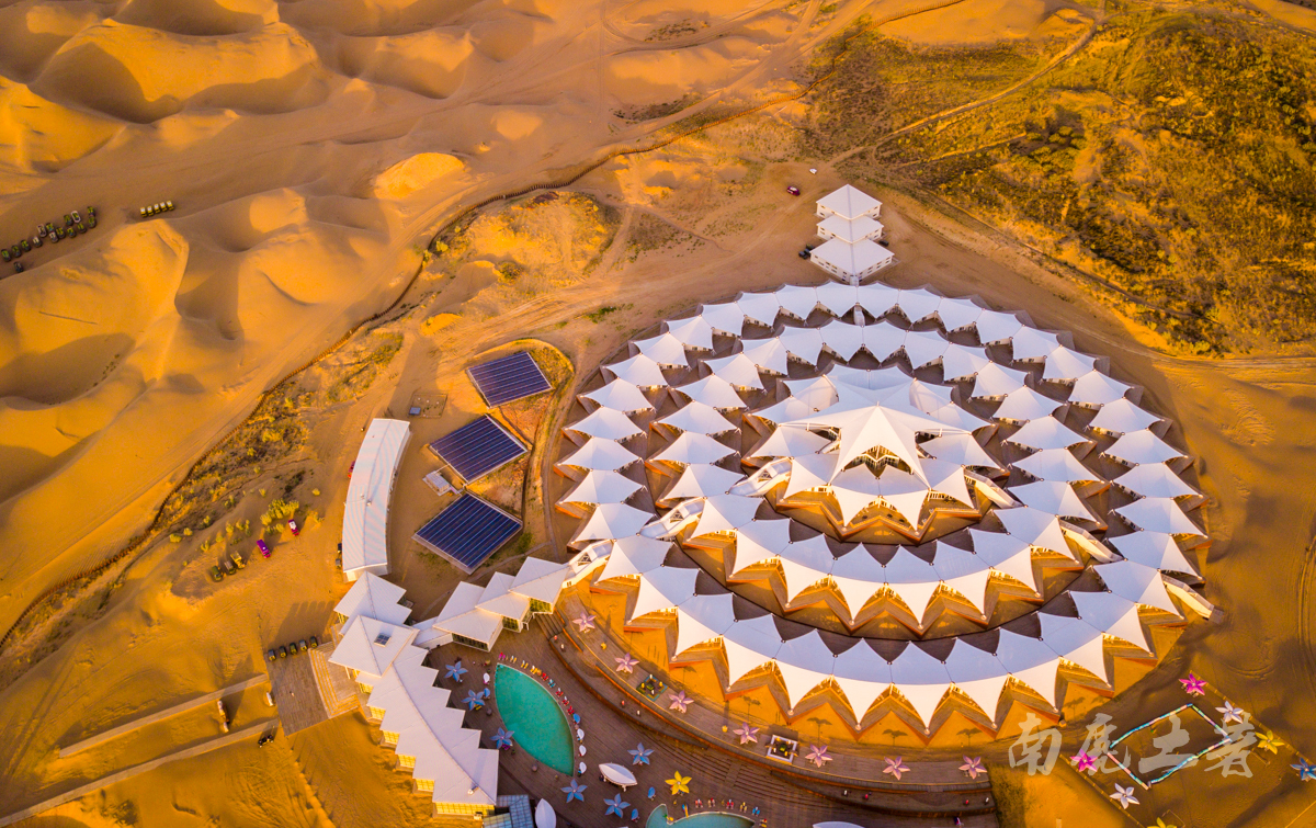 无人机飞跃田野,无人机飞跃山峰