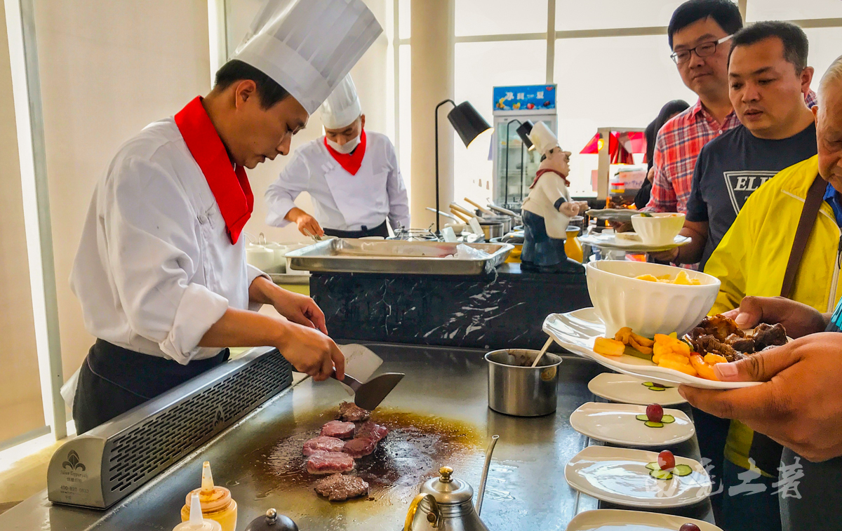 无人机飞跃田野,无人机飞跃山峰