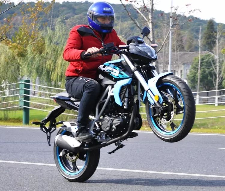 买了就上当这4种车绝对不能碰,年轻人买这些车准没错