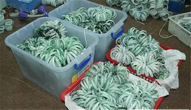 文玩饰品全国一手货源批发男士,文玩核桃批发一手货源