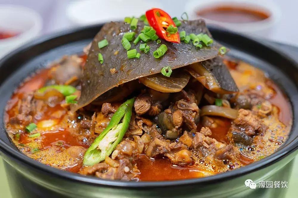 湿气大是拔罐祛湿还是喝中药,湿气重的人怎么排湿拔罐出水蒸气