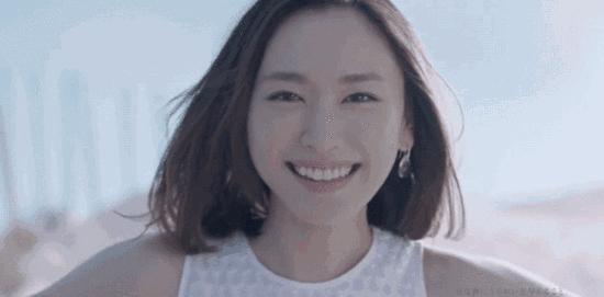 喜欢香水的女人有什么性格特点,香水推荐解析