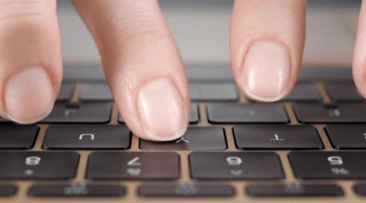 笔记本电脑比较新潮的键盘,高颜值实用笔记本键盘