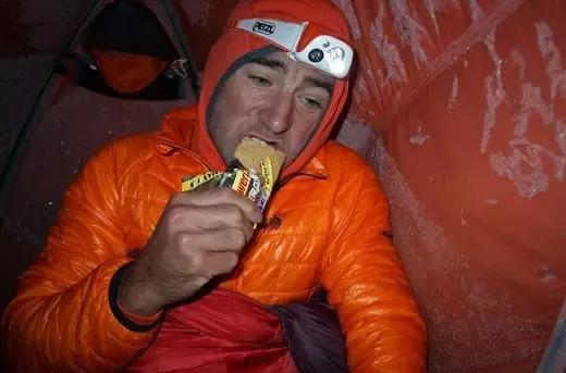 k2和珠峰死亡率,k2和珠峰哪个难爬