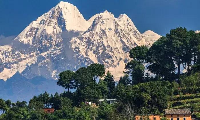 k2和珠峰死亡率,k2和珠峰哪个难爬