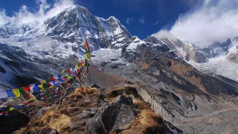 k2和珠峰死亡率,k2和珠峰哪个难爬