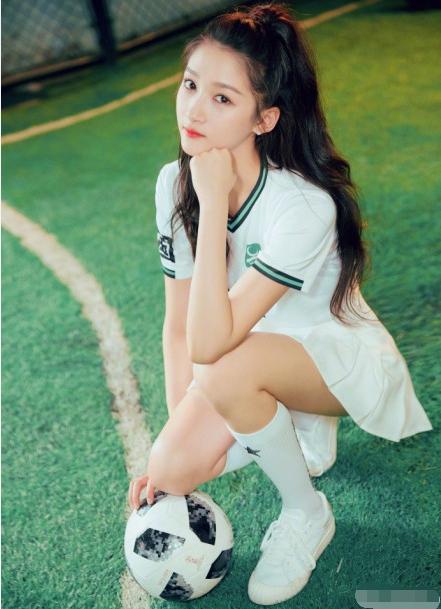 关晓彤代言国际品牌,关晓彤代言过足球吗