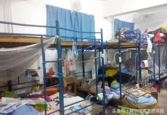 高考生注意了，这些大学的宿舍简直惨无人道报考一定要谨慎！