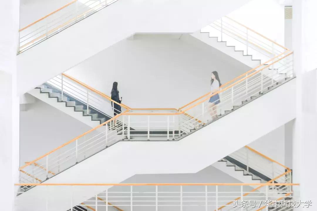 毕业季献礼朗诵表演视频,毕业季献礼完整版