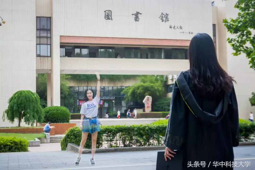 毕业季献礼朗诵表演视频,毕业季献礼完整版