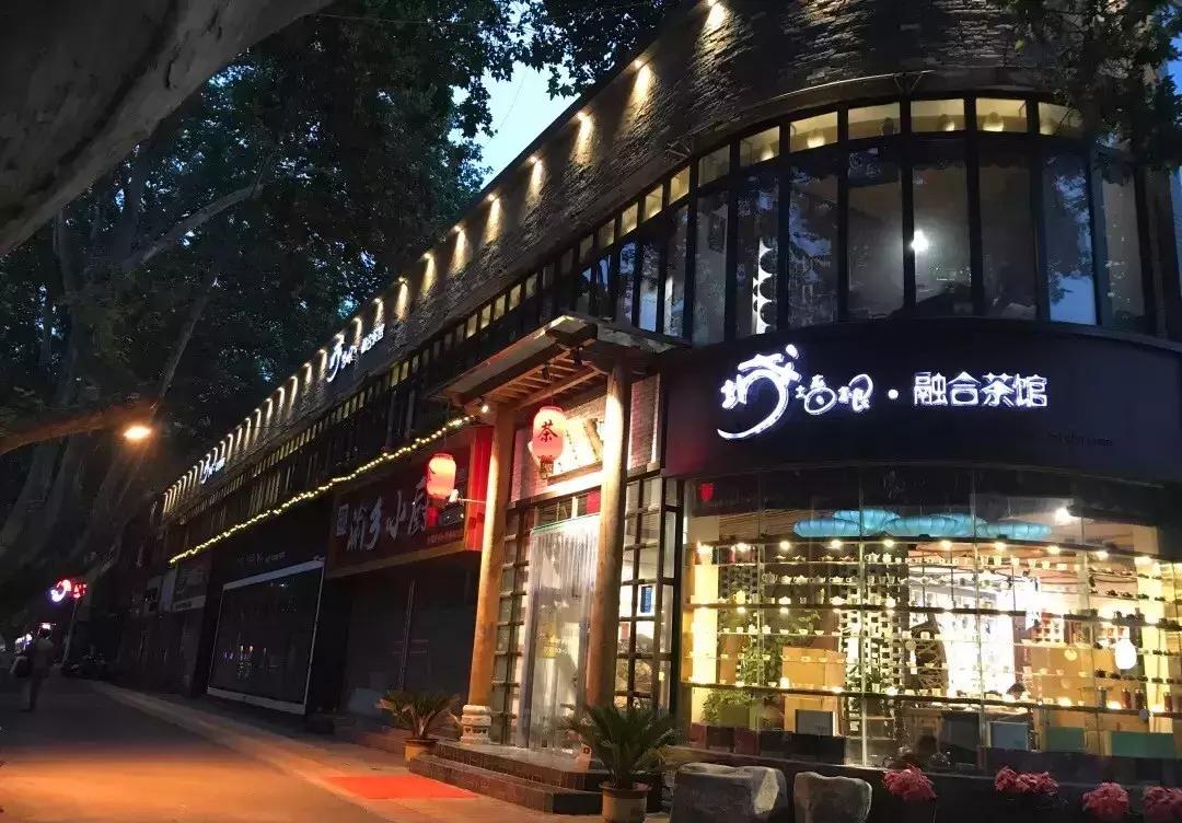 曾经的郑州人民路,曾经这条街是多么热闹