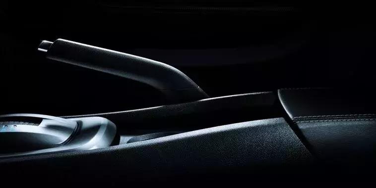 没有发动机的电车刹车失灵,电车动不了刹车锁死了怎么办