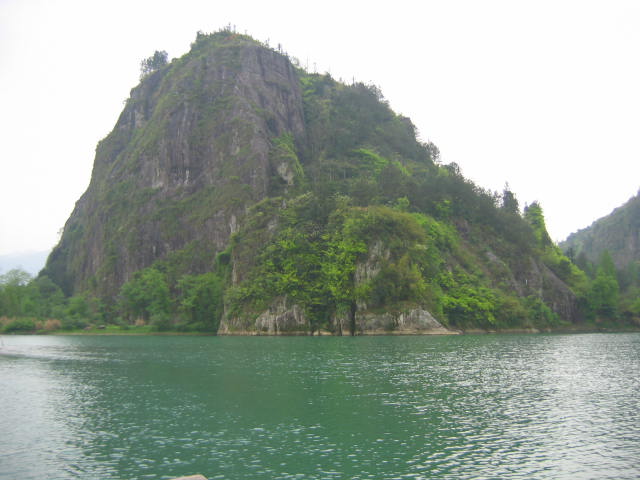 楠溪江漂流全景图,楠溪江竹筏漂流介绍