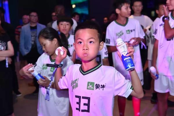 中国足球重返世界杯,中国足球重生